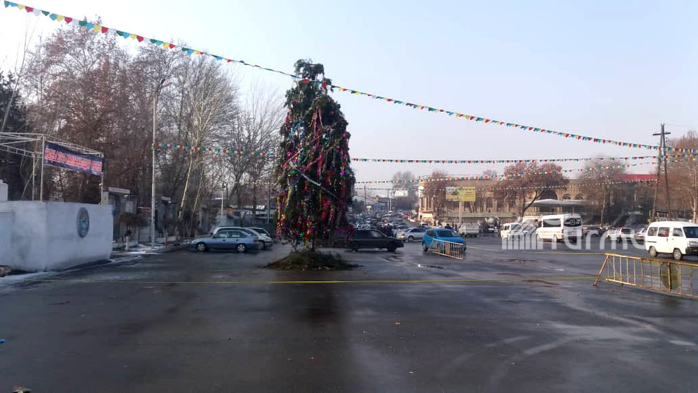 Часть Новогодней Елки Часть Новогодней Елки