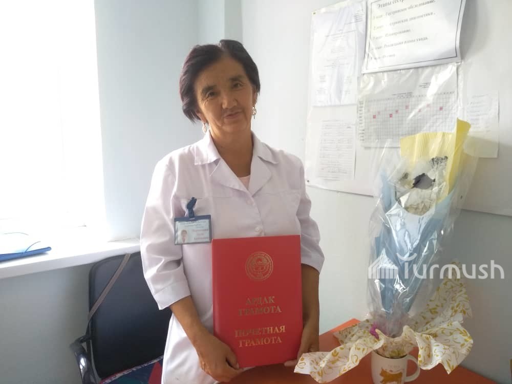Жизнь в регионах: Как высокие сапоги выручили медсестру в Таласе
